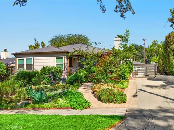 641 E Grinnell Dr, Burbank, CA 91501