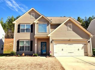 512 Augustus Ln, Mount Holly, NC 28120