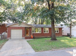 805 S Sneed Ave, Sedalia, MO 65301