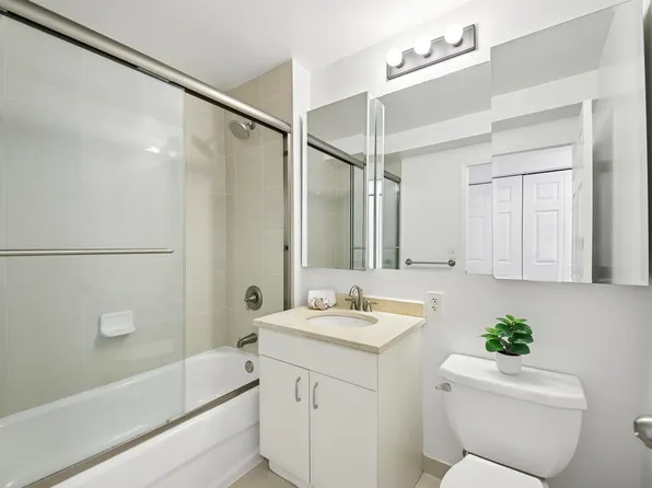 20 2nd Street image 22 of 43