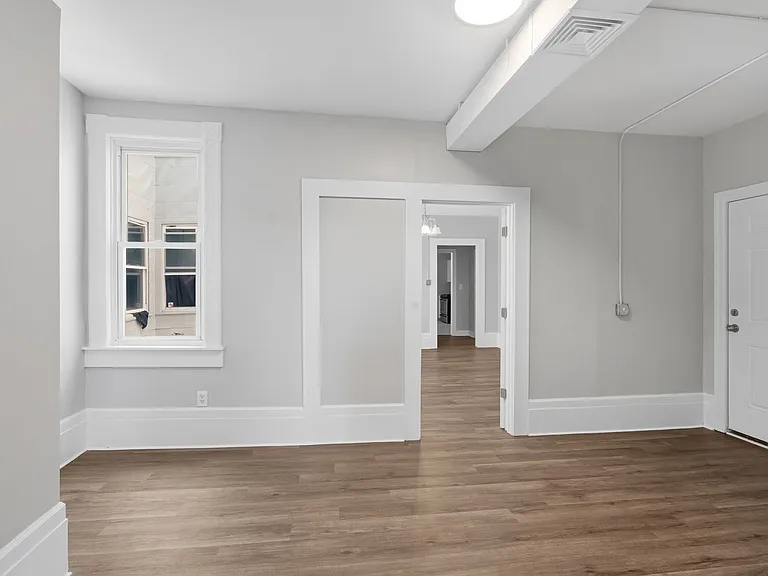 293-299 Clemente Street — Photo 11