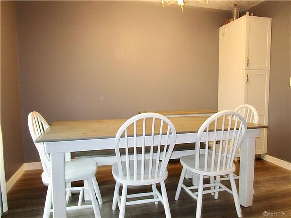 2nd image of 5901 Coralberry Dr