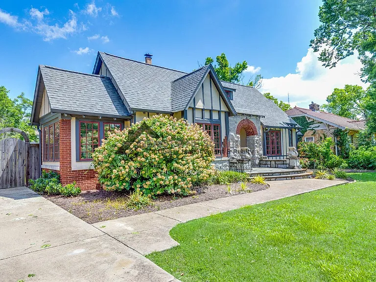 1802 Linden Ave — Photo 5