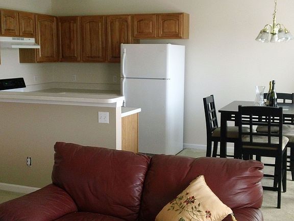 3rd image of 8045 Pepperdine Way