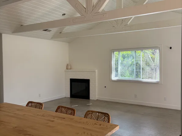 1370 Sterling Ave, Carpinteria, CA 93013