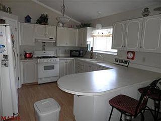 4th image of 2022 Monks Hollow Dr