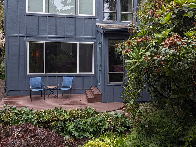 1256 SW Meadow Ln — Photo 28