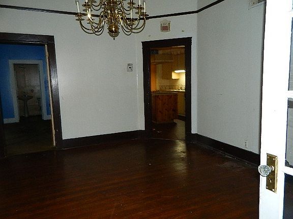 3rd image of 322 E Keiser Ave
