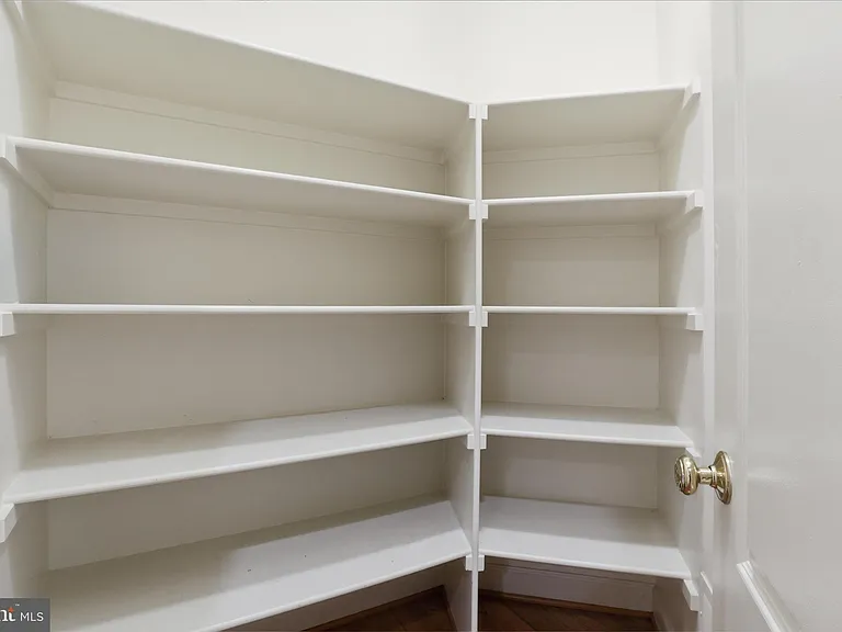 23059 Bronstein Ln — Photo 27