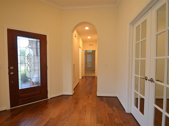 4th image of 1227 N Riviera Cir