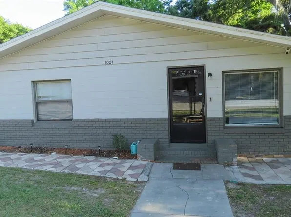 1021 McNamee St, Leesburg, FL 34748