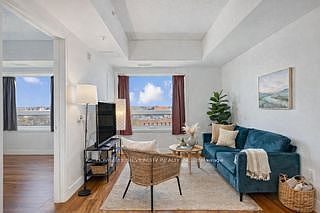 2nd image of 1 Wellington St #615