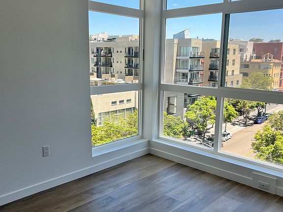 5th image of 1590 Kettner Blvd #4e2df8795