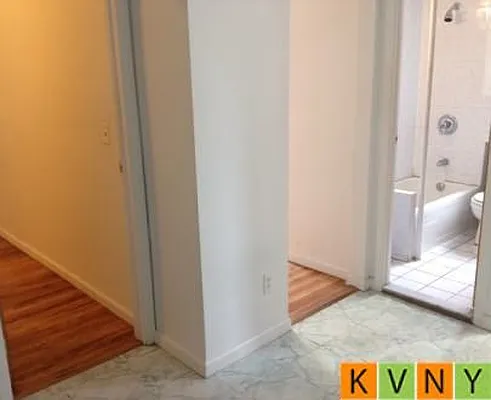 Rented by KVNY Soho | media 38