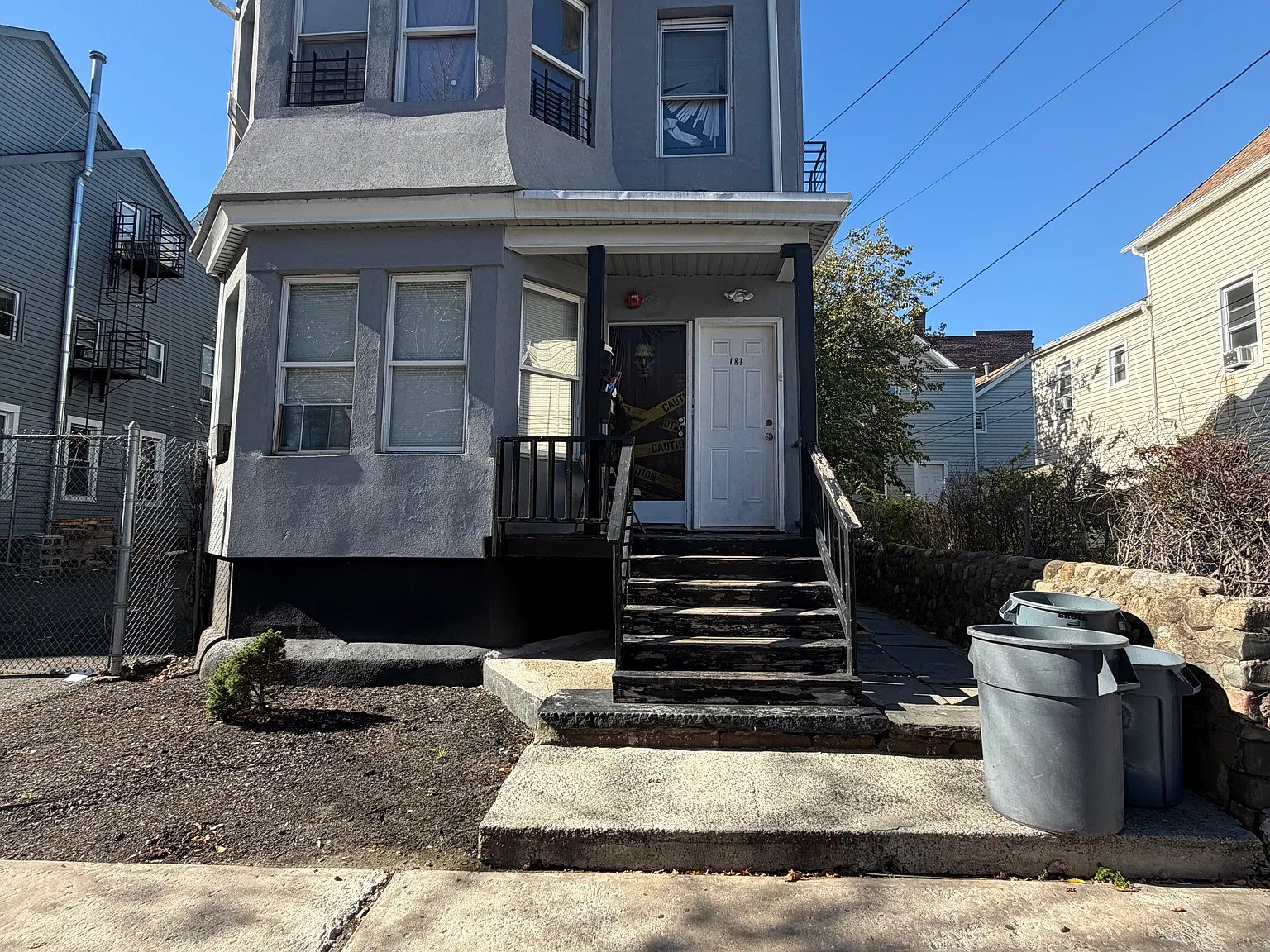 3 bed, $2,045 — Photo 1