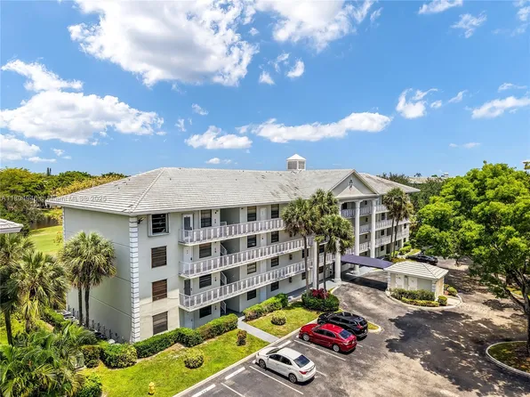 1709 Whitehall Dr APT 306, Davie, FL 33324