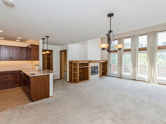 2nd image of 2822 NW North Creek Cir