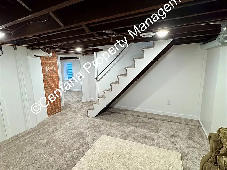 1107 Lewisohn St — Photo 3