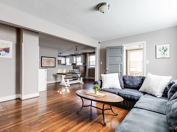 5th image of 8 E 35th St