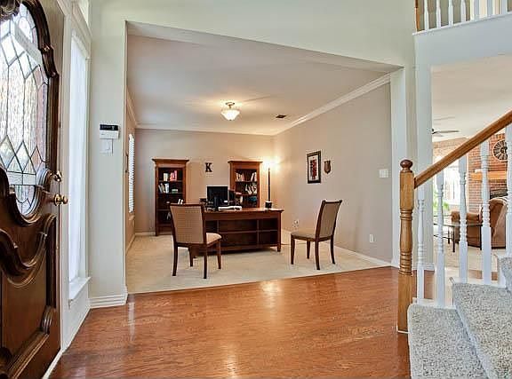 4th image of 1021 Creek Bnd