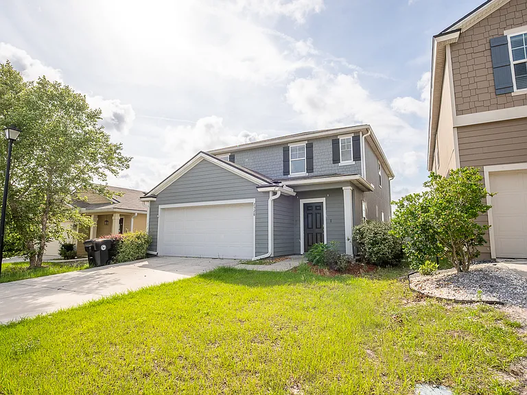 2528 Acorn Creek Rd — Photo 3