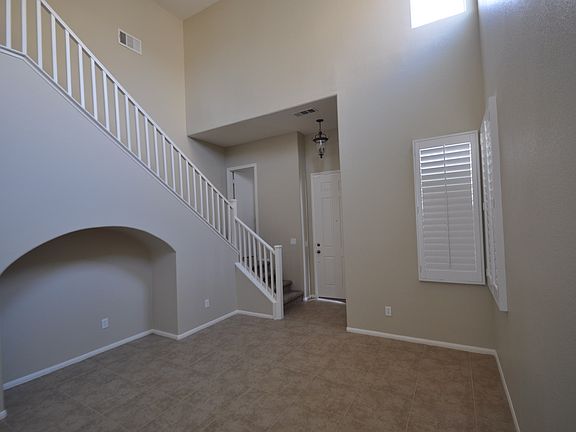 2nd image of 1947 Silver Crest Ct