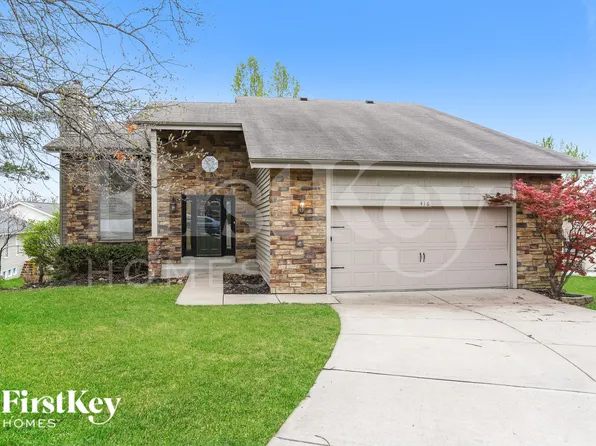 416 Oak Pl, Lake Saint Louis, MO 63367