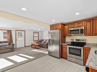 161 Wapping Rd, Kingston, MA 02364