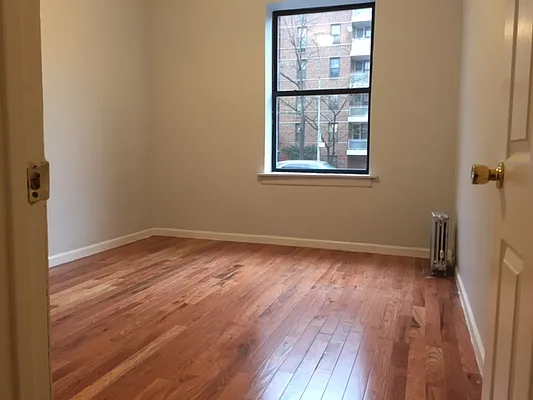 Rented by Lang Realty LLC | media 32