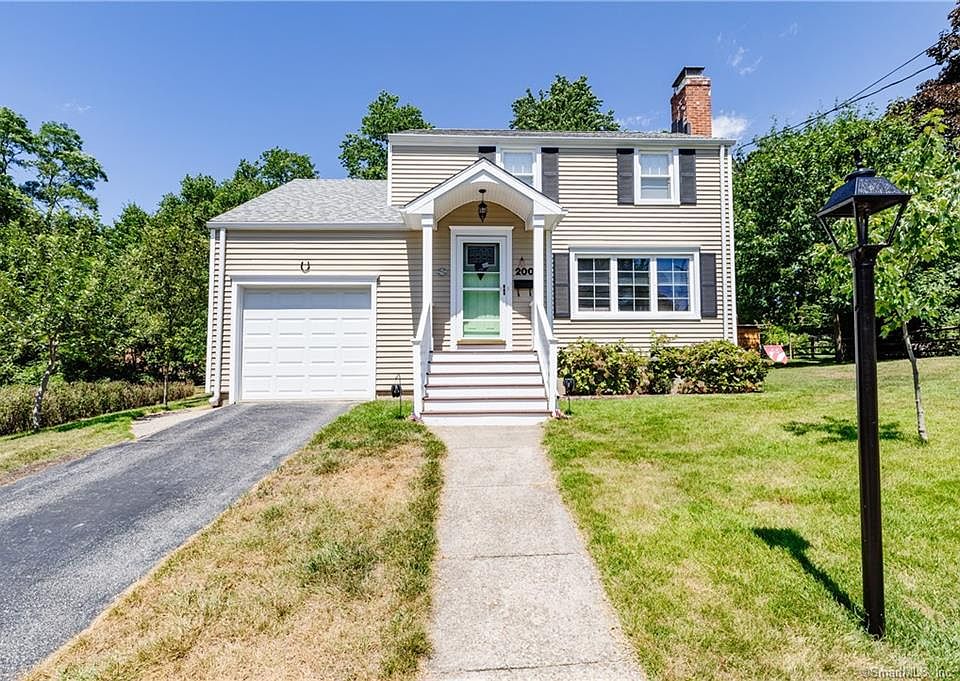 200 Sultan St, Stratford, CT 06614 Zillow