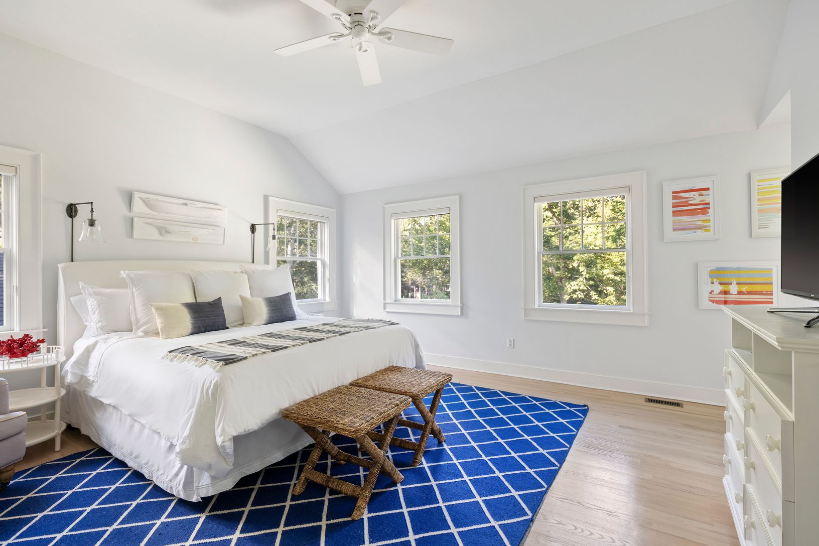  Upstairs Primary Bedroom 