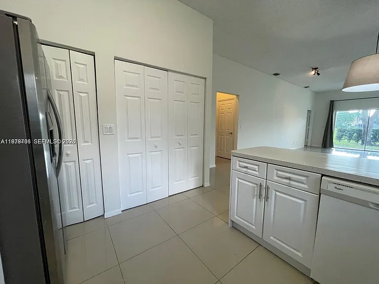 16309 Emerald Cove Rd #16309 — Photo 13