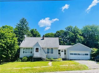 280 Gilbert Ave, Winsted, CT 06098
