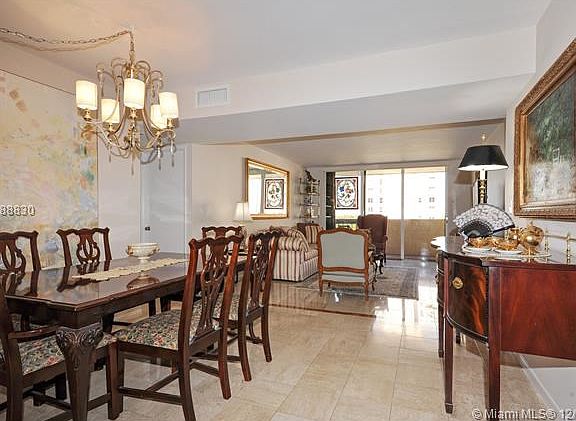 3rd image of 600 Biltmore Way APT 713