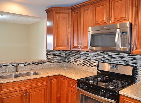 2nd image of 8244 Chestnut Dr Unit D