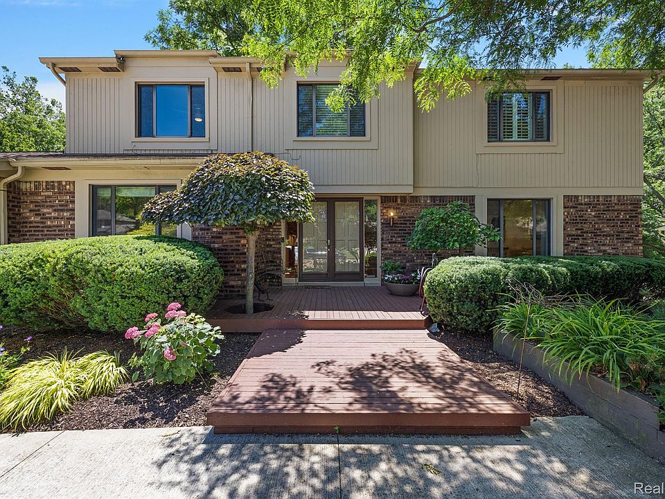 1st image of 31132 N Park Dr