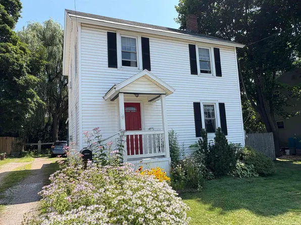 8 South Summit Street, Essex Junction, VT 05452