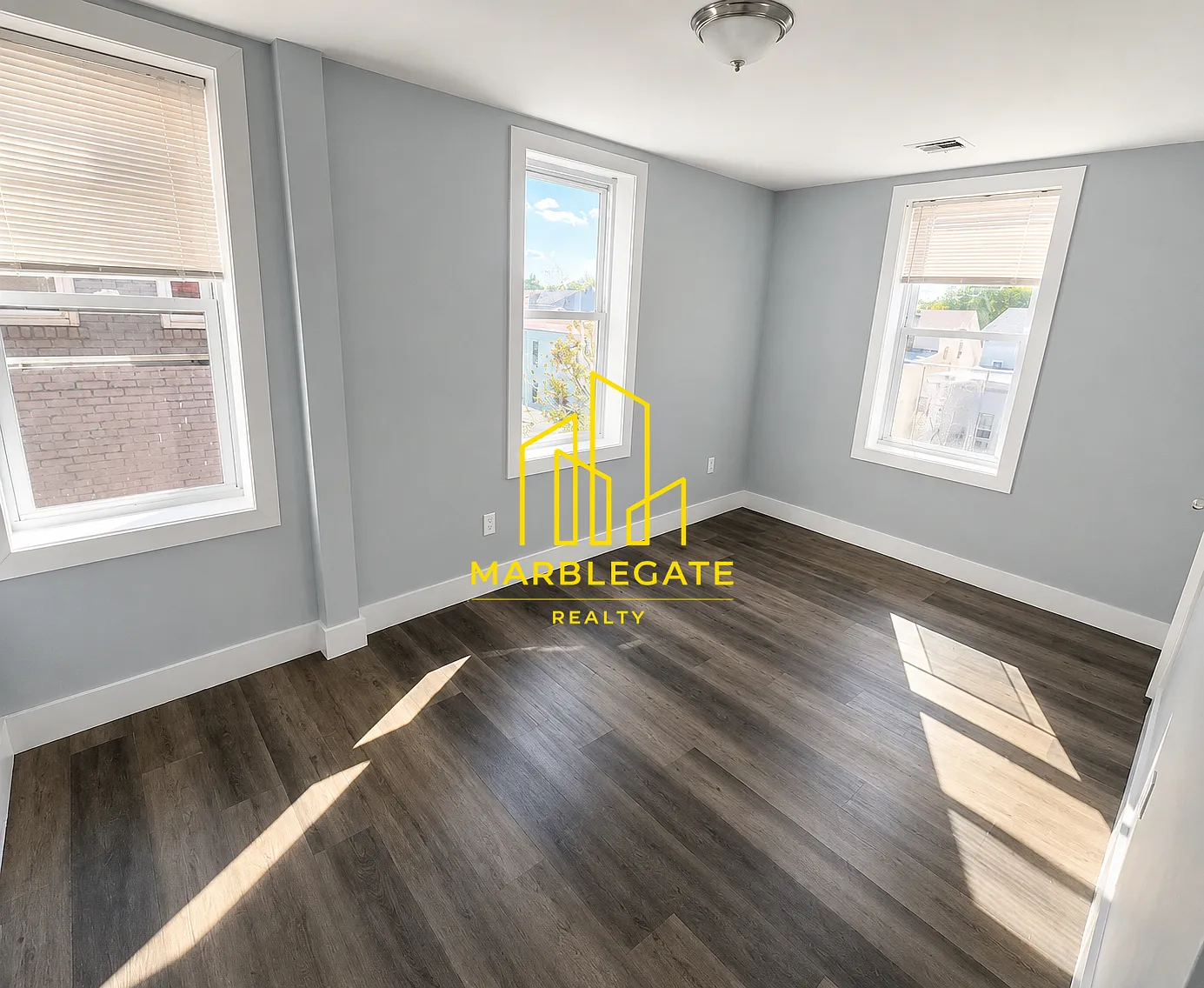 2 bed, 850 sqft, $1,795 — Photo 3
