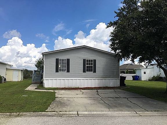 2nd image of 3927 Woodbine Dr