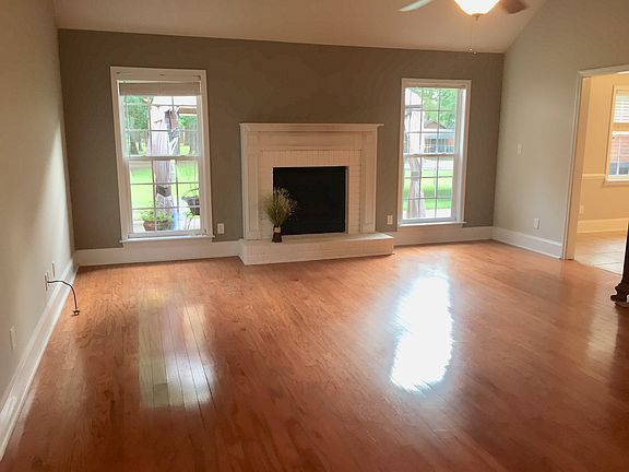 Great room gas fireplace