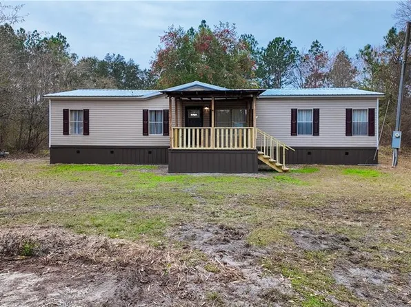 58 Pine Court Rd, Hortense, GA 31543