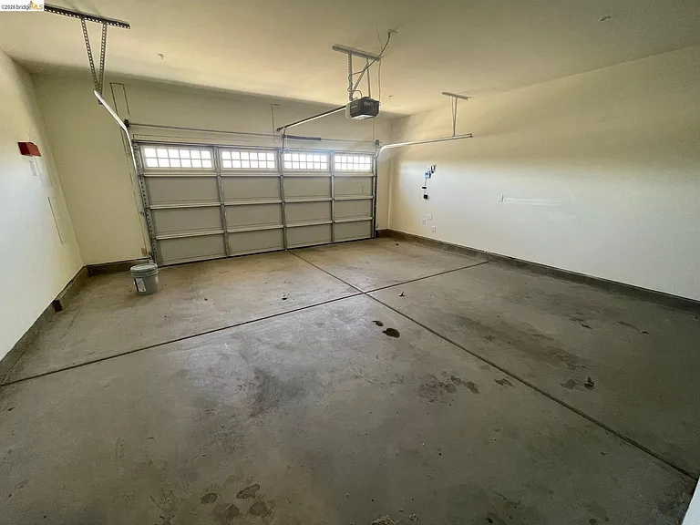 4395 Canada Way — Photo 36