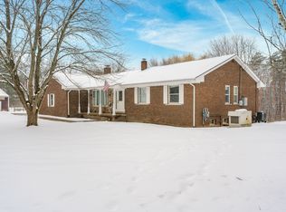 6305 McGuire Rd, Fenton, MI 48430