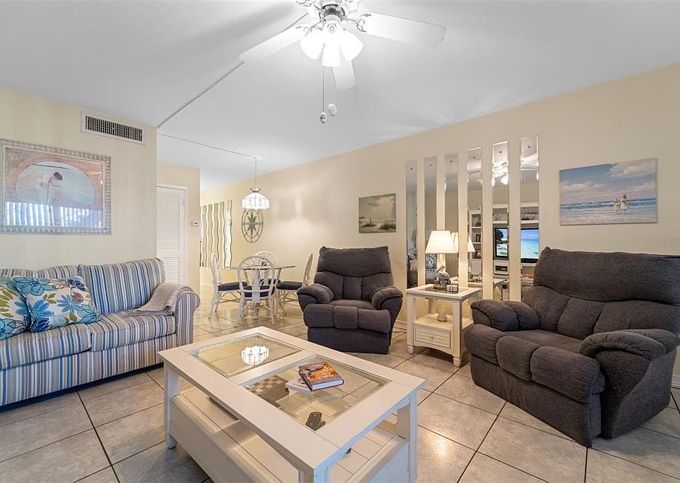 6161 GULF WINDS DR Saint Petersburg FL | Zillow