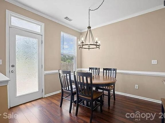 4th image of 13715 Fairplains Ct