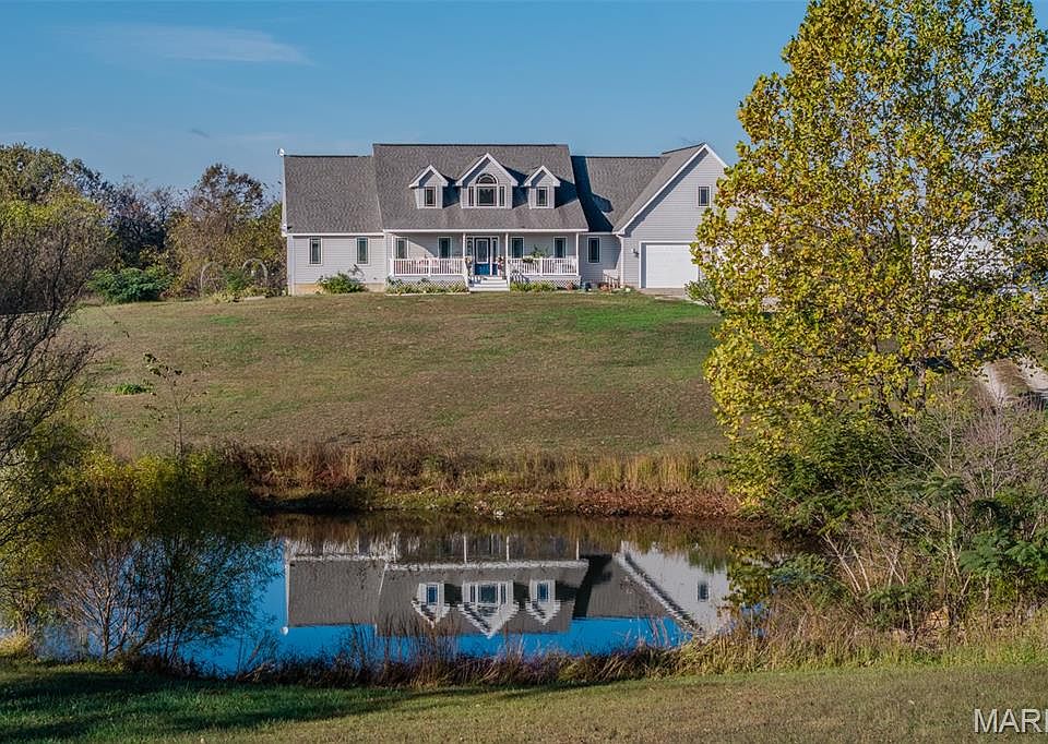 1st image of 271 Pleasant Knoll Rd