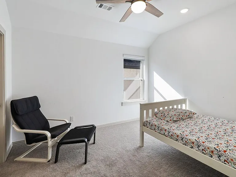 2601 Backland Prairie Ln — Photo 19