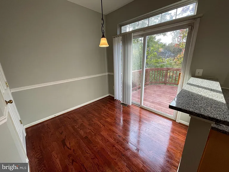 4106 Hazelwood Ct — Photo 6