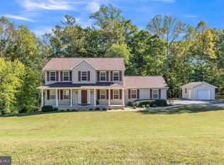 7113 Juliette Low Ln, Hughesville, MD 20637