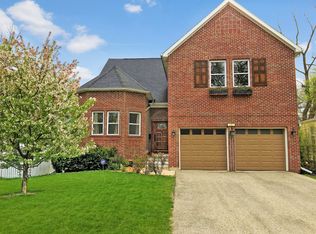 183 S Seymour Ave, Grayslake, IL 60030